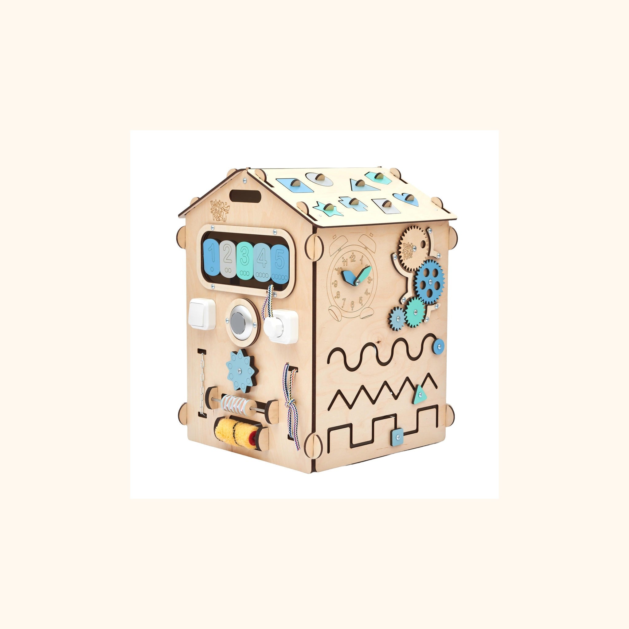 Maisonnette éducative en bois — 4 faces d'activités
