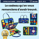 Busy Board bleu, ouvert en éventail avec ses activités : le cadeau qu'on vous remerciera d'avoir trouvé